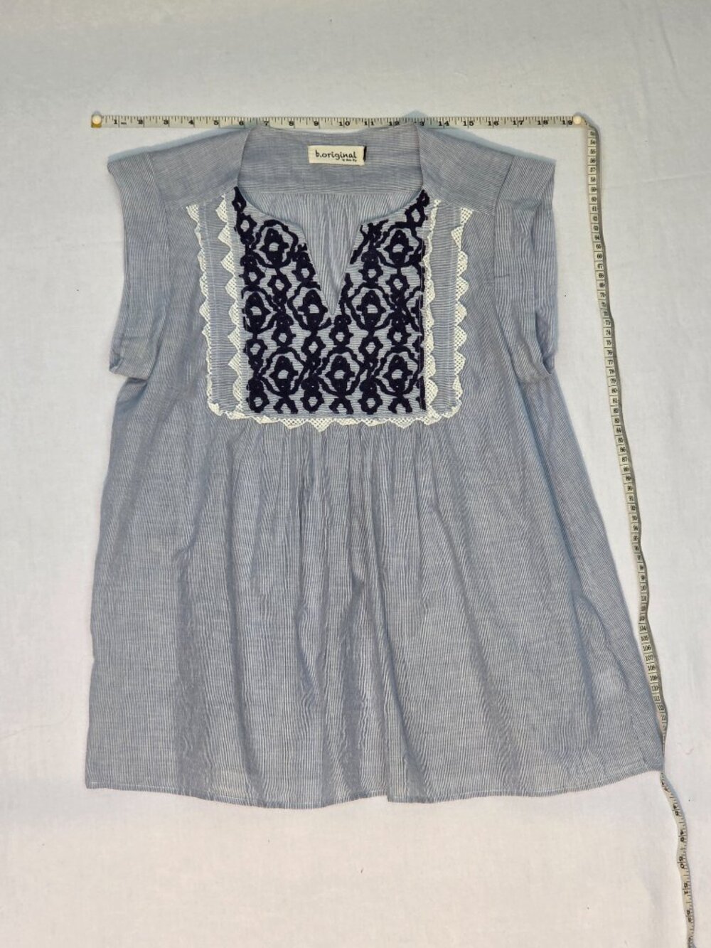 B.original sleeveless embroidery summer top - Picture 4 of 4